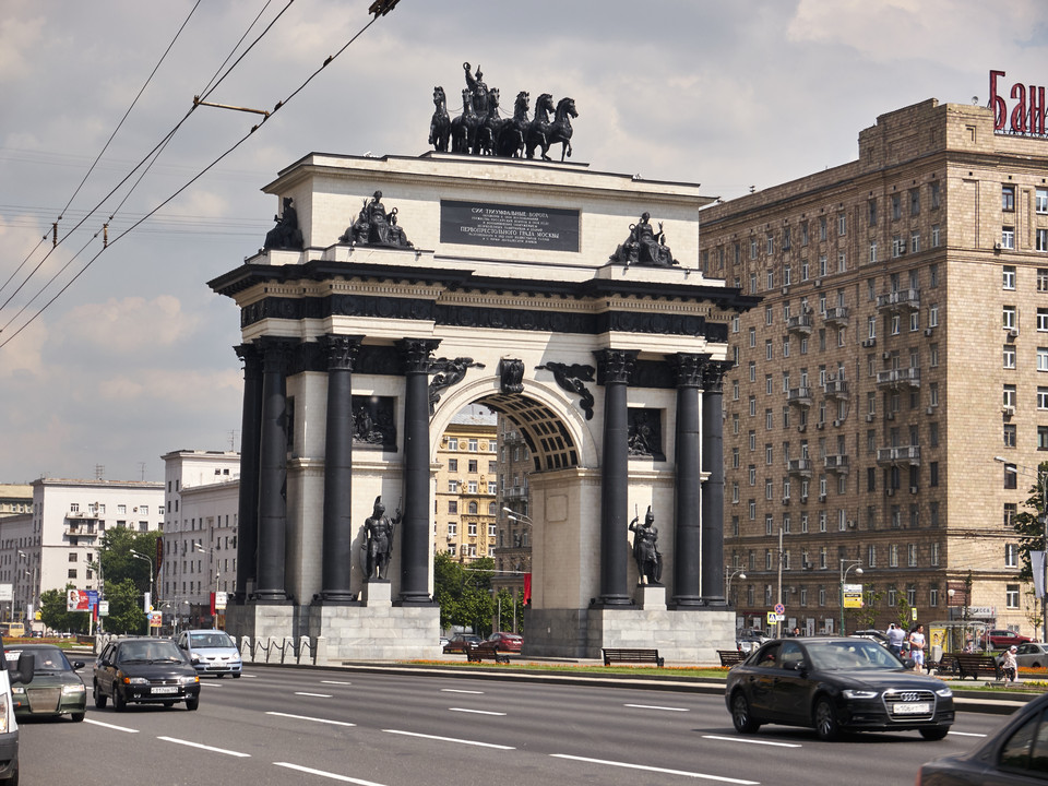 20130609-150836•Victory Arch, Kutuzskiy Prospekt•Kastanayevo•MO•Russia